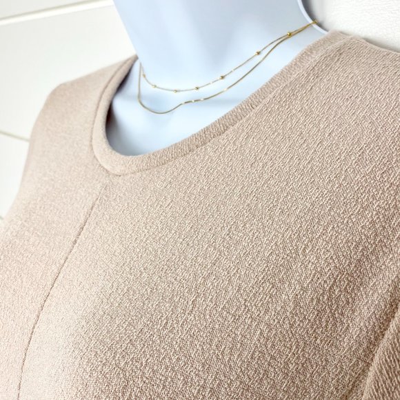 Soft & Comfy Front Tie Knot T-Shirt - Picture 3 of 3